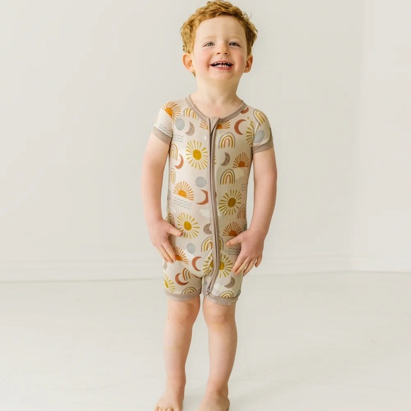 Little Sleepies Desert Sunrise Shorty Zippy Bamboo 0-3 months- Still Full Price - Picture 7 of 7